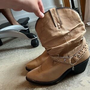Shyanne Cowgirl Boots